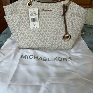 Michael Kors Jet Set Large Chain Shoulder Tote